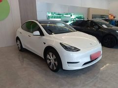 Tesla Model Y 2022 Facelift Rear-Wheel Drive - ფოტო 4