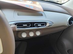 Wuling Hongguang MINIEV Fourth Generation Four-Door Advanced Edition - ფოტო 13