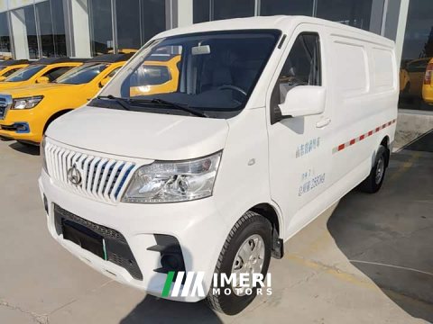 2022 Changan Ruixing EM60 pure electric van 4498mm length standard roof liftgate 2-seater 60kW 41.86kWh - car from China