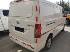 Changan Ruixing EM60 pure electric van 4498mm length standard roof liftgate 2-seater 60kW 41.86kWh - photo 4