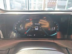 Changan Eado PLUS Blue Whale NE 1.4T GDI DCT Luxury Edition - ფოტო 12
