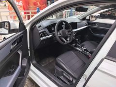 Volkswagen Lavida 1.5L Automatic Deyi Edition - ფოტო 16