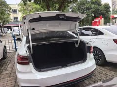 Volkswagen Lavida 1.5L Automatic Deyi Edition - ფოტო 19