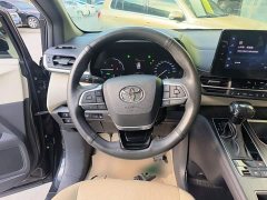 Toyota Gravia 2022 2.5L Hybrid Premium Edition - ფოტო 11
