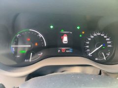 Toyota Gravia 2022 2.5L Hybrid Premium Edition - ფოტო 12