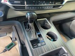 Toyota Gravia 2022 2.5L Hybrid Premium Edition - ფოტო 14