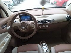 Wuling Hongguang MINIEV Fourth Generation Four-Door Advanced Edition - ფოტო 11