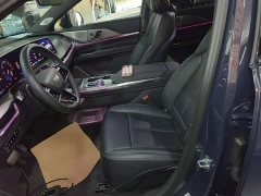 Cadillac XT5 2025 2.0T Luxury - ფოტო 15
