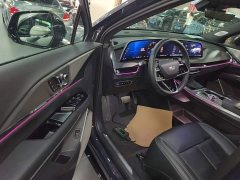 Cadillac XT5 2025 2.0T Luxury - ფოტო 16