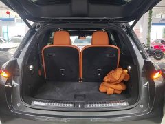 Li Auto L8 2023 Pro - ფოტო 19