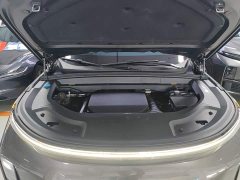 Li Auto L8 2023 Pro - ფოტო 20