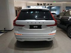 Volvo XC60 B5 AWD Smart Luxury Edition - ფოტო 6