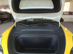 Tesla Model Y Performance All-Wheel Drive - ფოტო 20