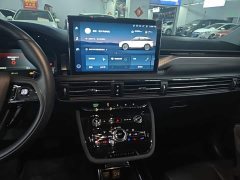 Lincoln Explorer 2.0T Two-Wheel Drive Premium - ფოტო 13