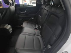 Lincoln Explorer 2.0T Two-Wheel Drive Premium - ფოტო 17
