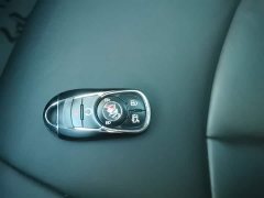 Buick Junyue 652T Luxury - ფოტო 9