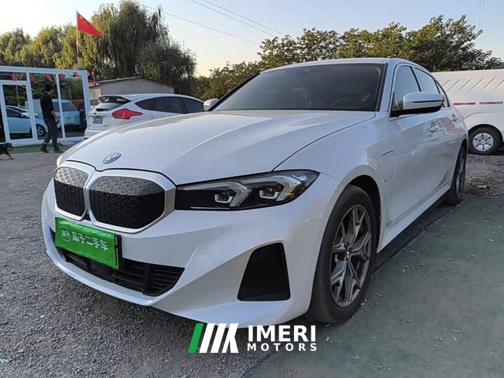BMW i3 eDrive 35 L