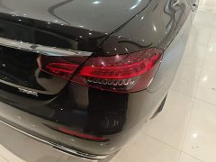 Mercedes-Benz E-Class E 300 L Fashion Edition - ფოტო 8