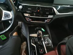 BMW 5 Series Facelift 525Li M Sport Package - ფოტო 14