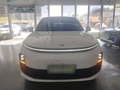 Li Auto L6 Pro - ფოტო 3