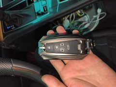 Toyota Sienna 2.5L Hybrid Premium Edition - ფოტო 9