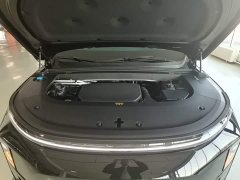 Li Auto L6 Pro Smart Refresh Edition - ფოტო 20