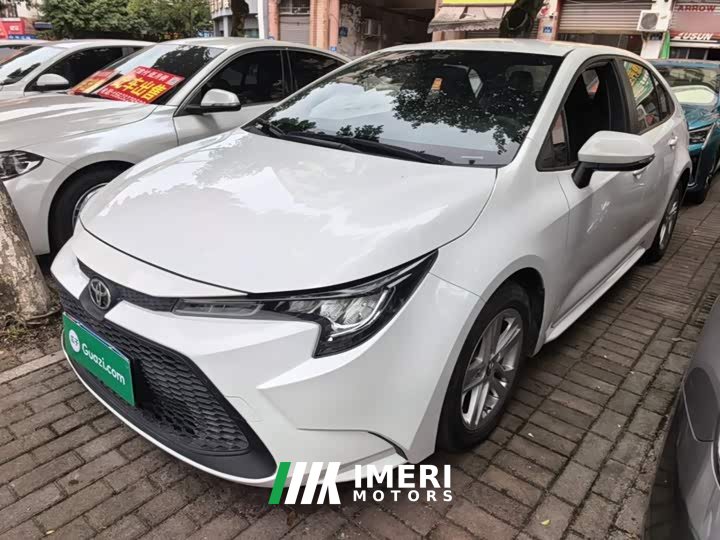 Toyota Corolla TNGA 1.5L CVT Base
