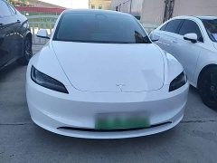 Tesla Model 3 Rear-Wheel Drive - ფოტო 3