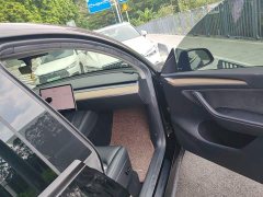 Tesla Model Y Rear-Wheel Drive - ფოტო 18