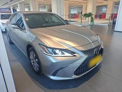 Lexus ES 2020 200 Excellence Edition - ფოტო 4