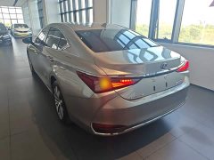 Lexus ES 2020 200 Excellence Edition - ფოტო 5