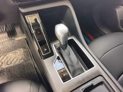 SAIC MG i5 1.5L CVT Luxury - ფოტო 14