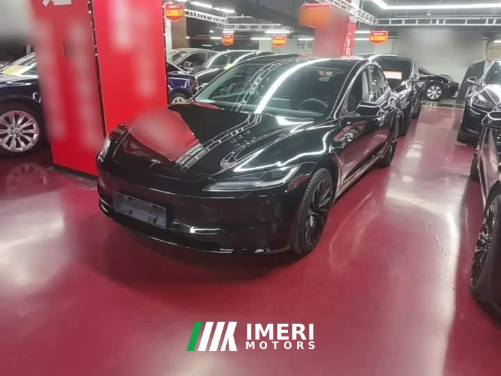 Tesla Model 3 Rear-Wheel Drive