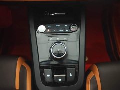 BYD e2 Luxury - ფოტო 14
