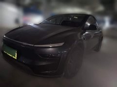 Tesla Model Y Rear-Wheel Drive Launch Edition - ფოტო 1