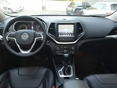 Jeep Liberty Light 2020 2.0L FWD Classic Sport Edition - ფოტო 10