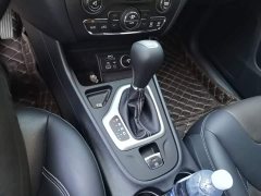 Jeep Liberty Light 2020 2.0L FWD Classic Sport Edition - ფოტო 14