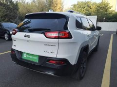 Jeep Liberty Light 2020 2.0L FWD Classic Sport Edition - ფოტო 7