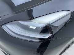 Tesla Model Y Rear-Wheel Drive - ფოტო 12