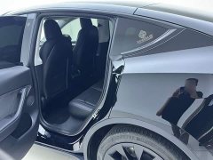 Tesla Model Y Rear-Wheel Drive - ფოტო 19