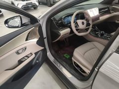 BYD Song 2025 DM-i Smart Drive Edition 125KM Deluxe - ფოტო 16