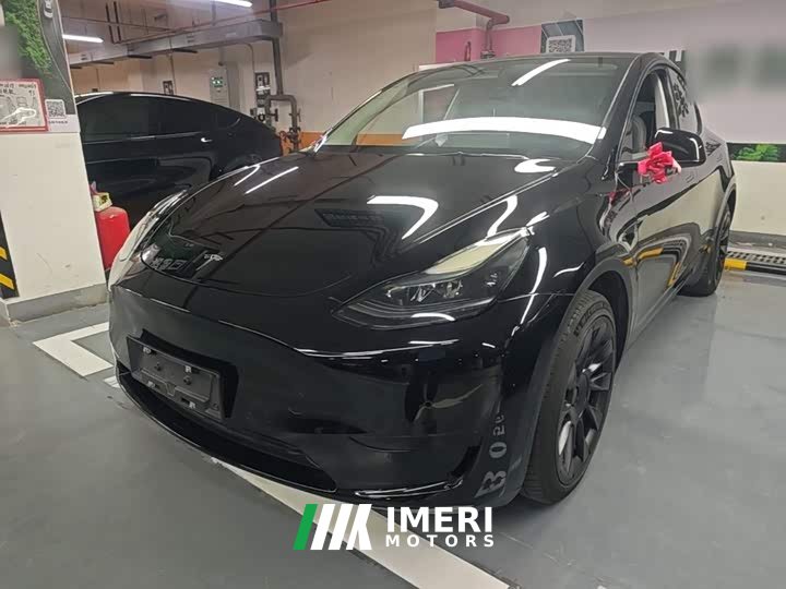 Tesla Model Y Facelift Rear-Wheel Drive