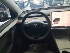Tesla Model Y Long Range All-Wheel Drive - ფოტო 11