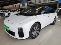 Li Auto i6 Two-Wheel Drive Standard - ფოტო 1