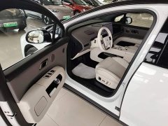 Li Auto i6 Two-Wheel Drive Standard - ფოტო 13