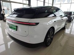 Li Auto i6 Two-Wheel Drive Standard - ფოტო 5