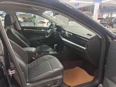 Volkswagen Passat 2022 330TSI Starry Sky Elite - ფოტო 20