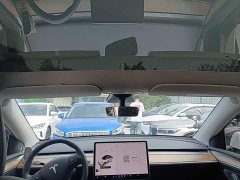 Tesla Model Y Standard Range RWD - ფოტო 18
