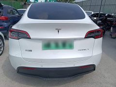 Tesla Model Y Standard Range RWD - ფოტო 6