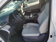 Toyota Sienna 2.5L Hybrid Comfort Edition - ფოტო 15